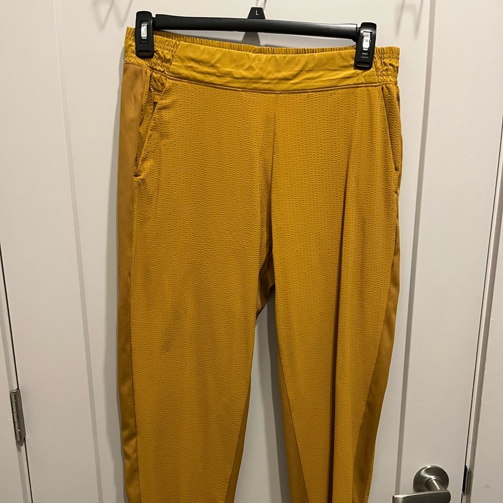 Athlete textures Brooklyn joggers 12t